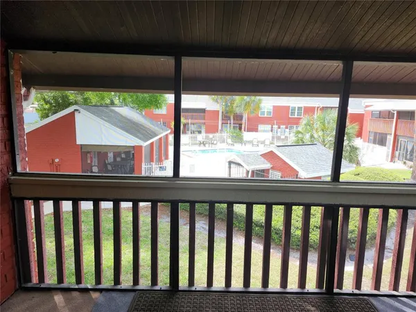 $1,300 | 8212 11th Street North, Unit D, St. Petersburg, FL 33702
