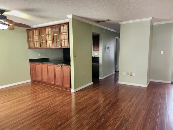 $1,300 | 8212 11th Street North, Unit D, St. Petersburg, FL 33702