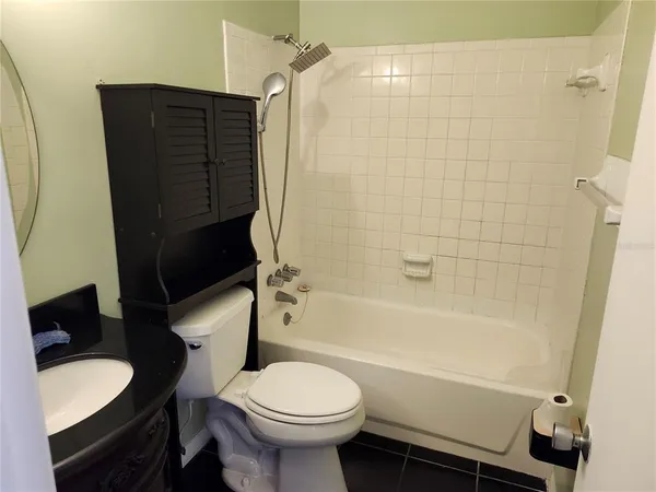 $1,300 | 8212 11th Street North, Unit D, St. Petersburg, FL 33702