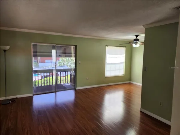 $1,300 | 8212 11th Street North, Unit D, St. Petersburg, FL 33702