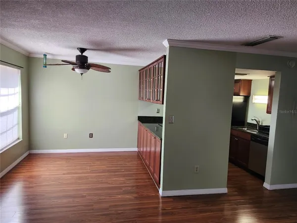 $1,300 | 8212 11th Street North, Unit D, St. Petersburg, FL 33702