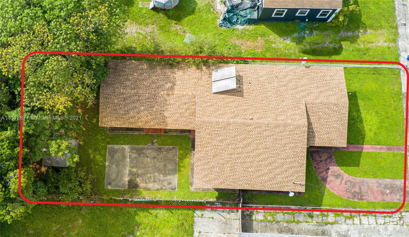 270 Northwest 50th Street Miami, FL 33127 - Photo 3 of 21