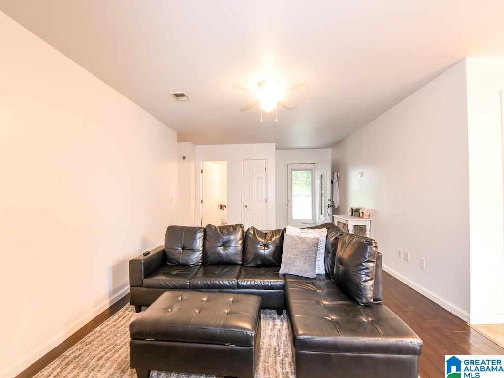 356 Wilderness Lane Alabaster, AL 35007 - Photo 4 of 36