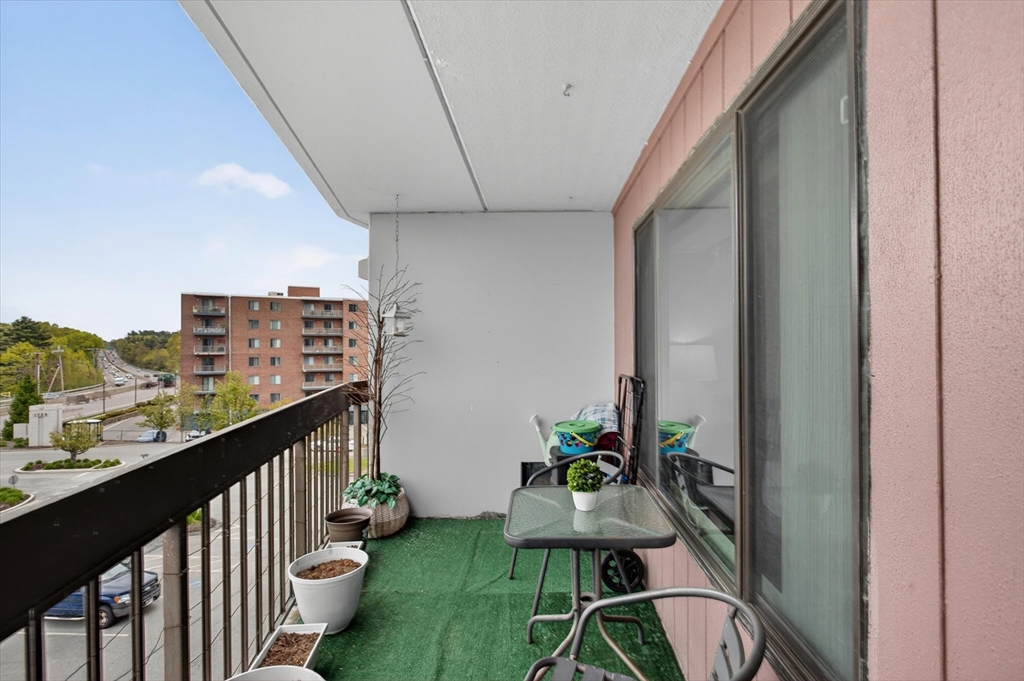 1500 Worcester Road, Unit 308 Framingham, MA 01702 - Photo 25 of 32