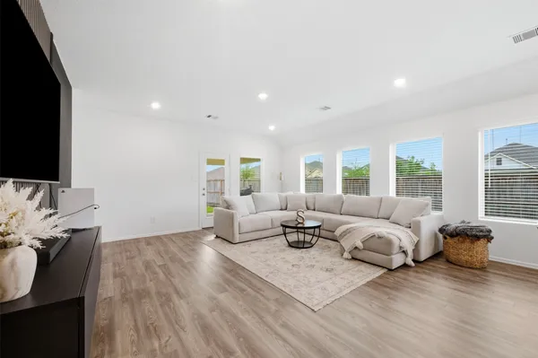 $312,000 | 1386 Antigua Drive, Conroe, TX 77301