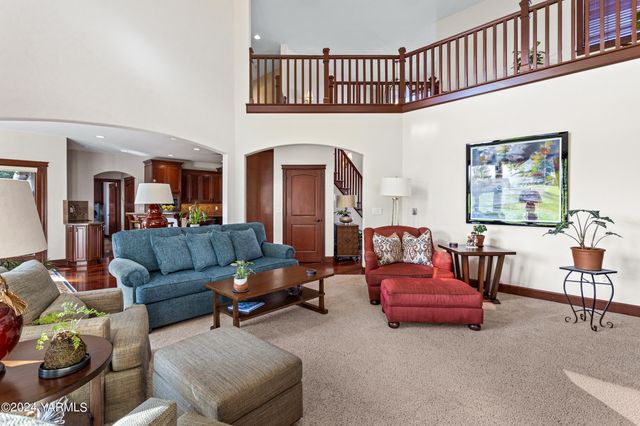 $840,000 | 8800 Braeburn Loop, Yakima, WA 98903