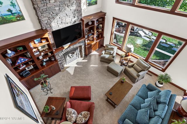 $840,000 | 8800 Braeburn Loop, Yakima, WA 98903