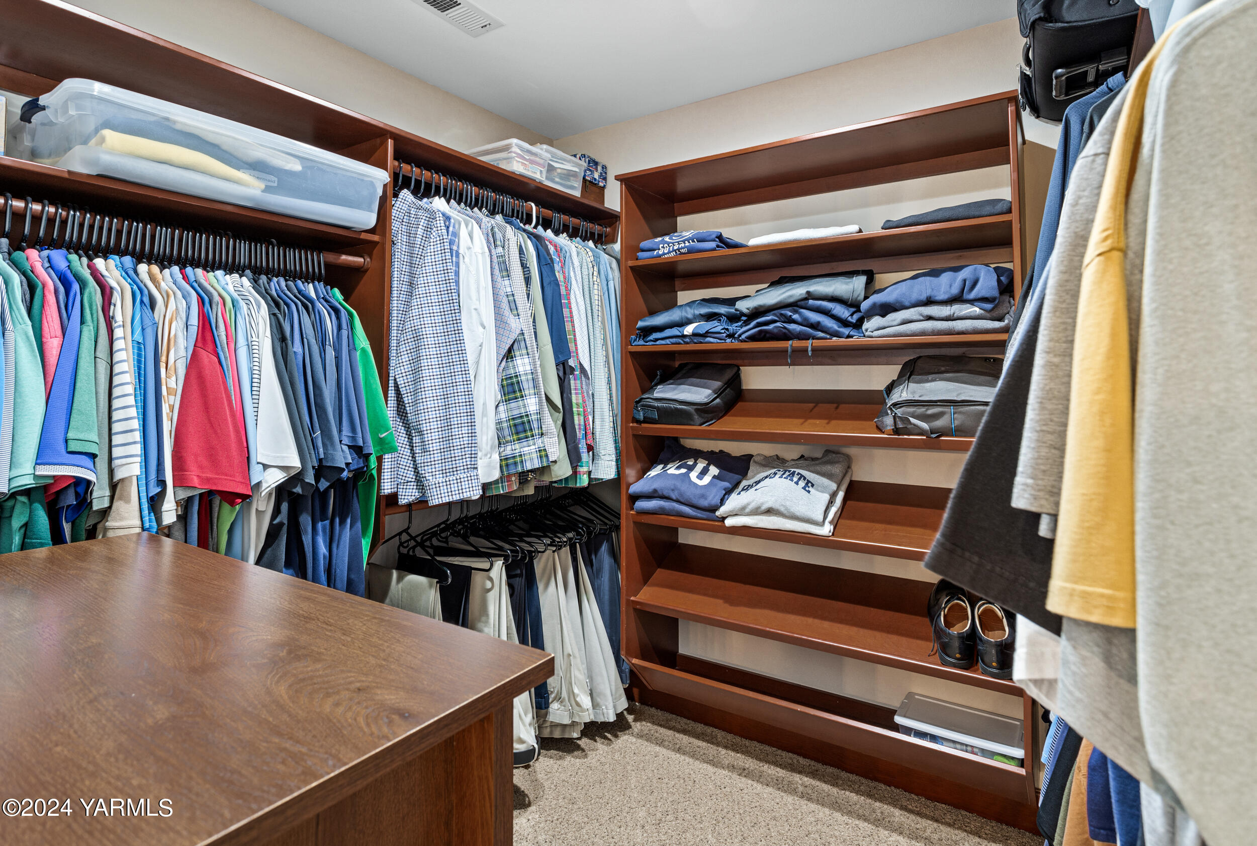 8800 Braeburn Loop Yakima, WA 98903 - Photo 35 of 45 Walk in Closet #2