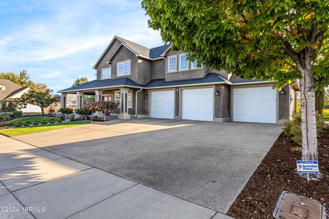$840,000 | 8800 Braeburn Loop, Yakima, WA 98903