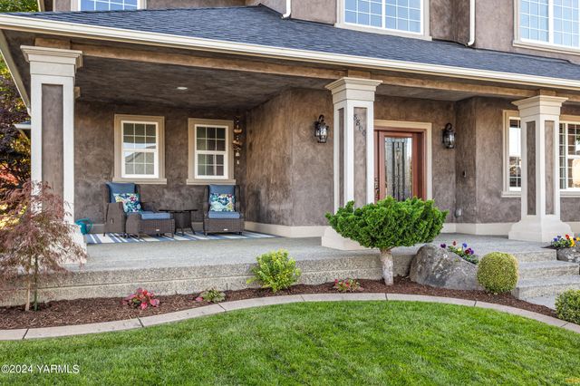 $840,000 | 8800 Braeburn Loop, Yakima, WA 98903