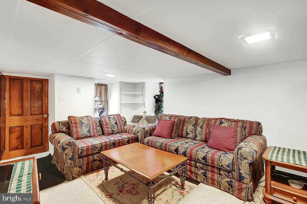 4895 Fake Road York, PA 17406 - Photo 16 of 28 Gallery Image 16