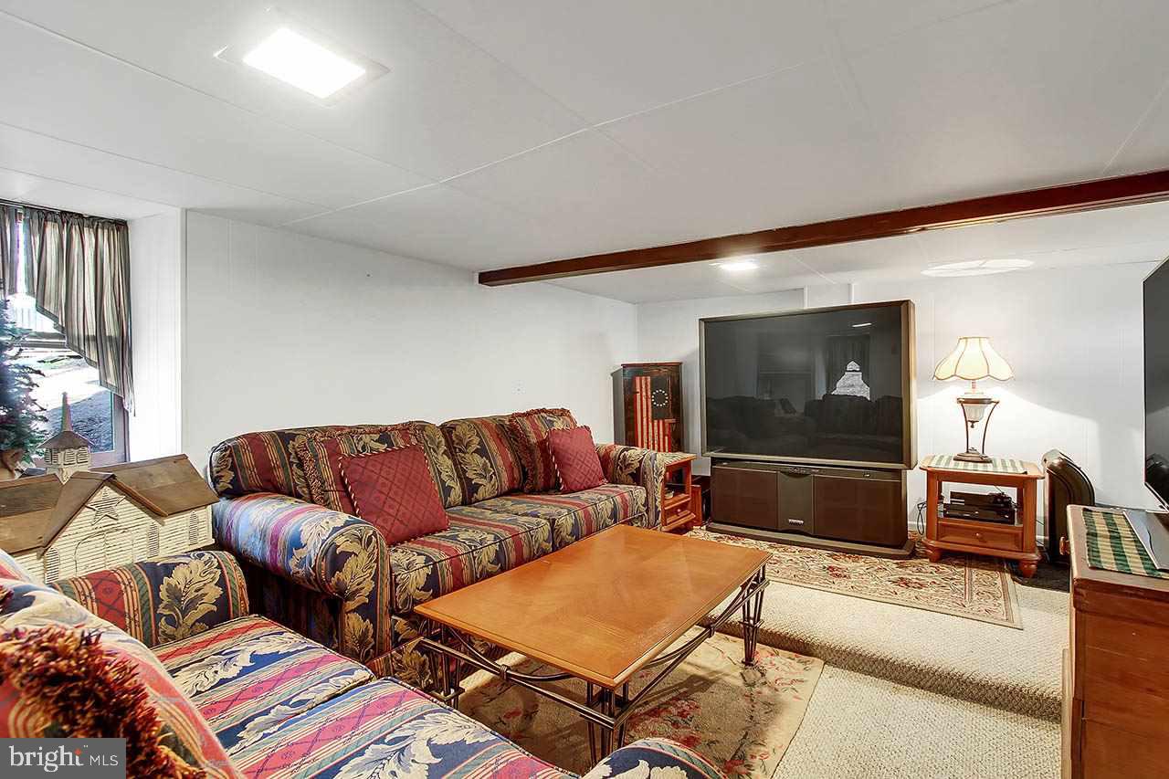 4895 Fake Road York, PA 17406 - Photo 17 of 28 Gallery Image 17