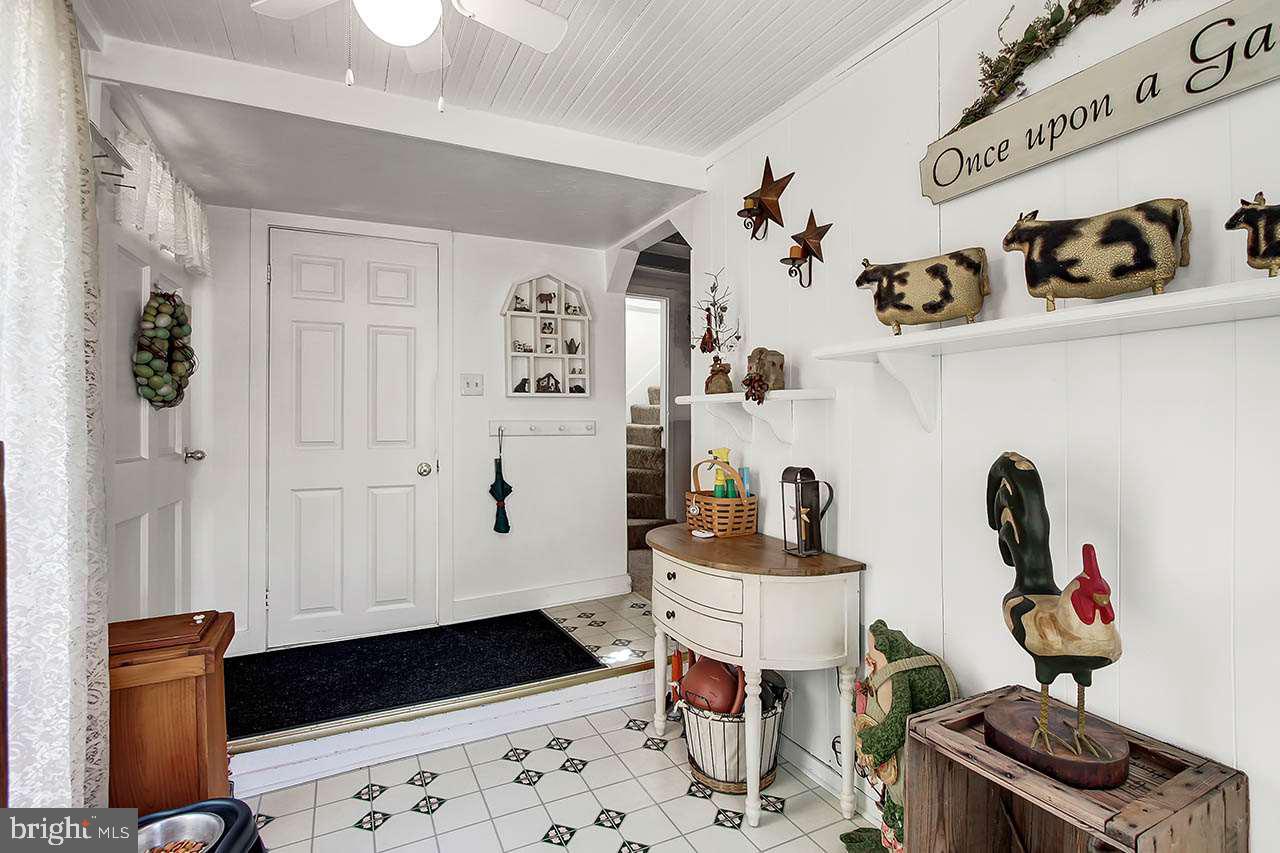 4895 Fake Road York, PA 17406 - Photo 10 of 28 Gallery Image 10