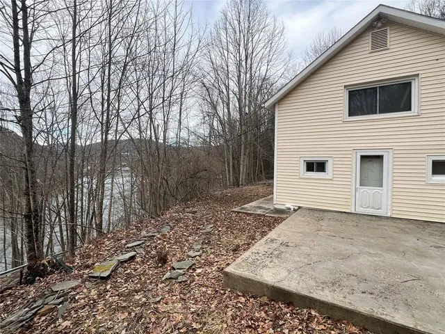 $179,900 | 322 Peas Eddy Road, Hancock, NY 13783