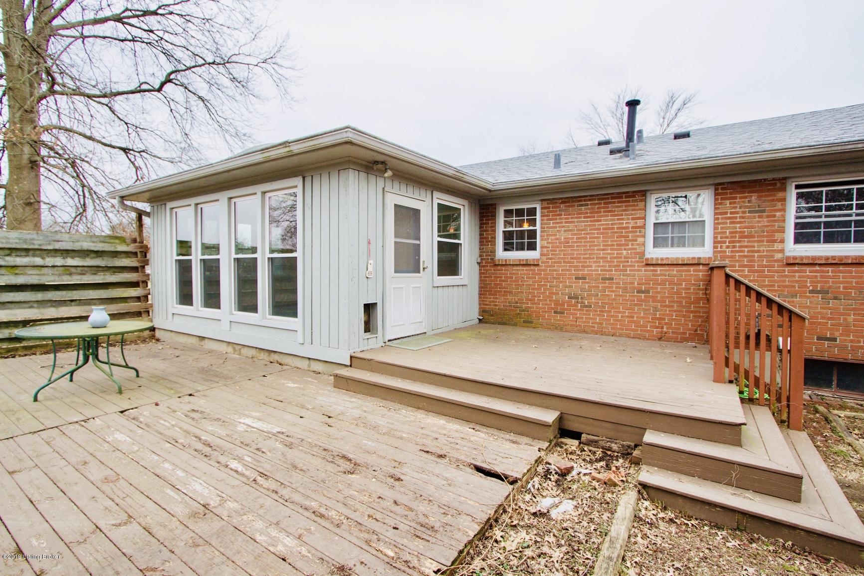 705 Walser Road Louisville, KY 40207 - Photo 35 of 39 fullsizeoutput_71c0