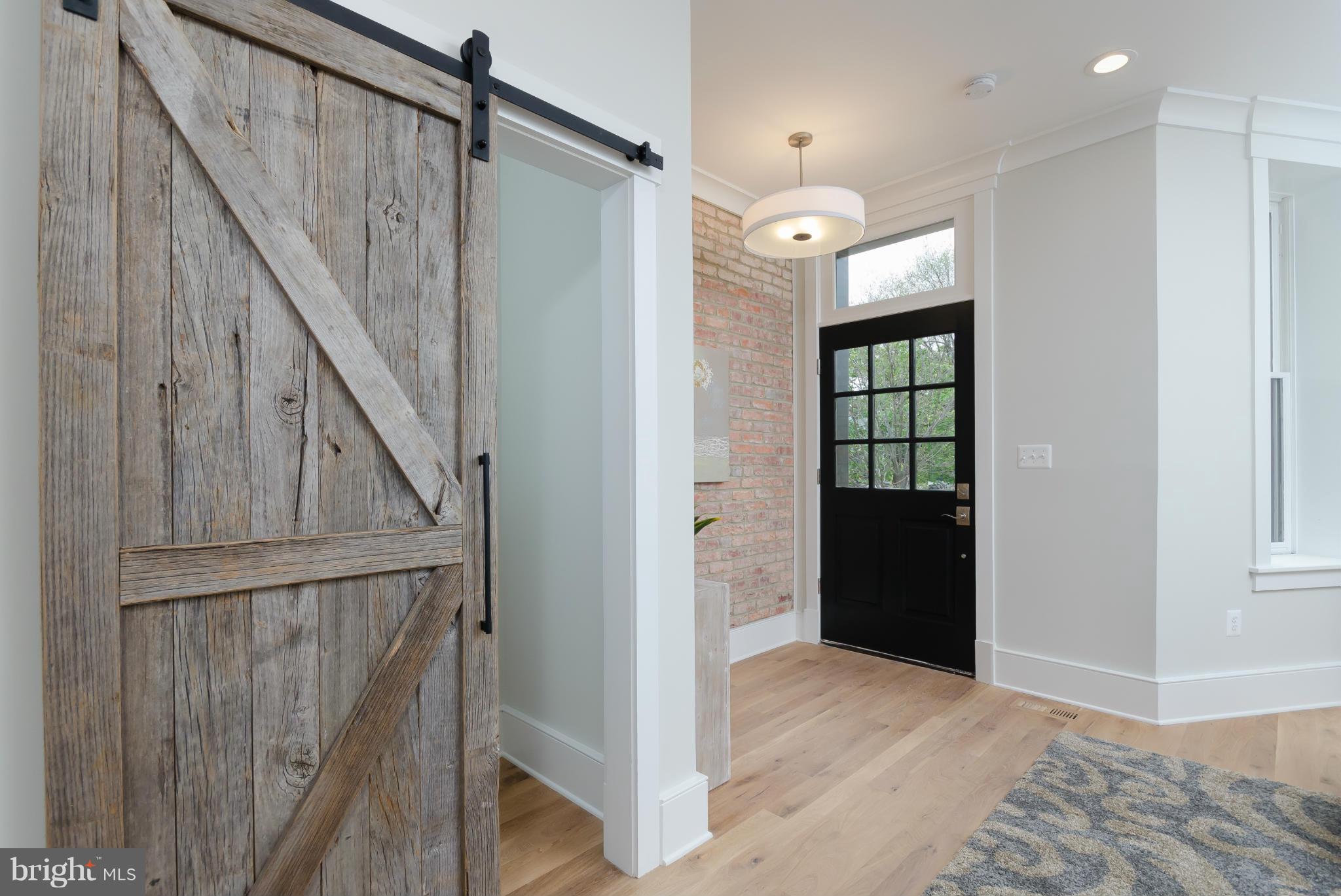 239 12th Street Northeast Washington, DC 20002 - Photo 5 of 30 Interior (General)