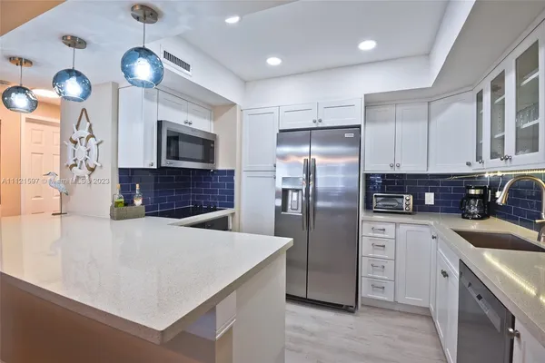 $4,500 | 3505 South Ocean Drive, Unit 817, Hollywood, FL 33019