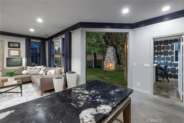 $2,588,000 | 8 Upland, Irvine, CA 92602