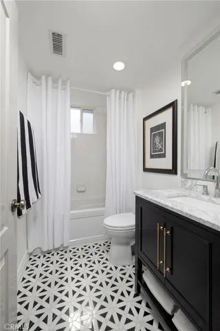 $2,588,000 | 8 Upland, Irvine, CA 92602