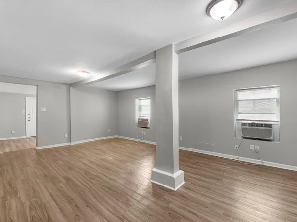 $1,600 | 1811 39th Street, Unit 1, Galveston, TX 77550