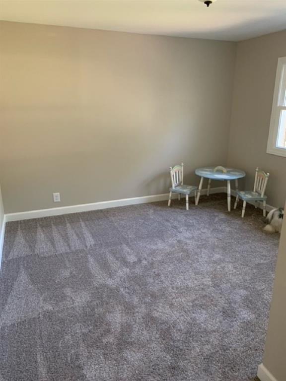 7002 Spring Mill Road Indianapolis, IN 46260 - Photo 18 of 27 Gallery Image 18