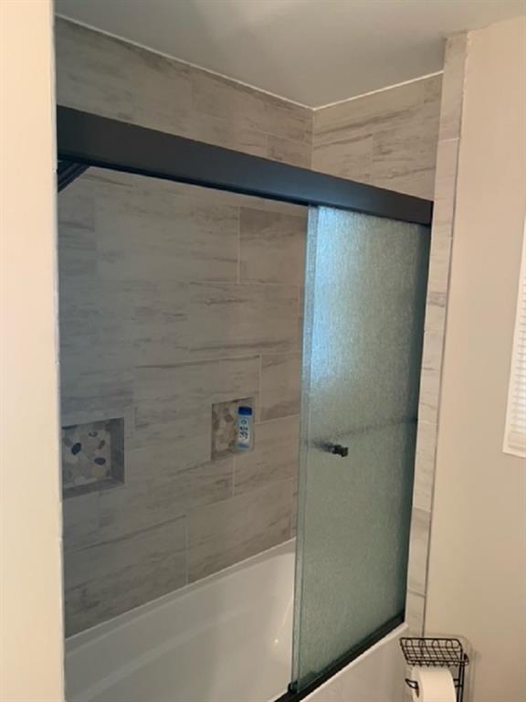 7002 Spring Mill Road Indianapolis, IN 46260 - Photo 22 of 27 Gallery Image 22