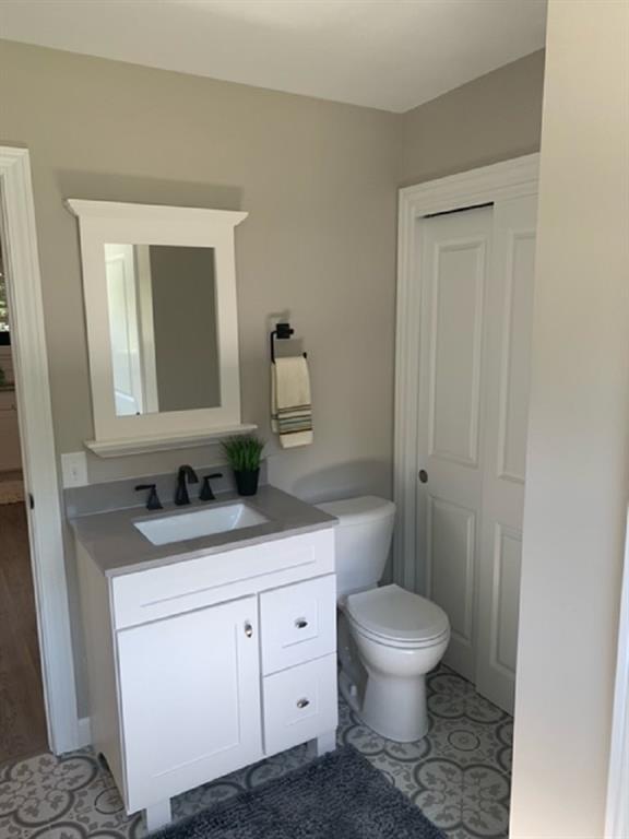 7002 Spring Mill Road Indianapolis, IN 46260 - Photo 27 of 27 Gallery Image 27