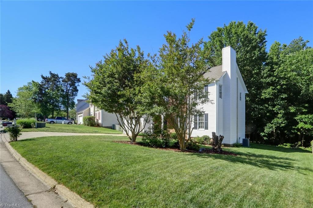 4211 Braddock Road High Point, NC 27265 - Photo 3 of 26 Gallery Image 3