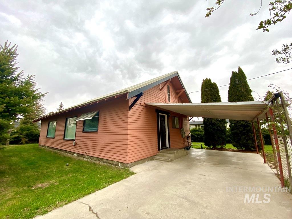 1002 E Street Rupert, ID 83350 - Photo 1 of 1