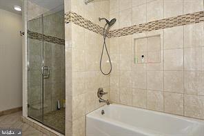 6324 Lenox Road Bethesda, MD 20817 - Photo 24 of 40 Primary Bathroom bathtub