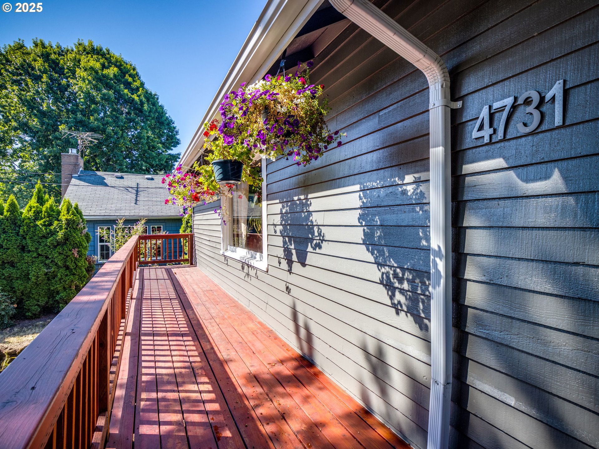 4731 Northeast 106th Avenue Portland, OR 97220 - Photo 4 of 44 a view of entryway with a potted plant