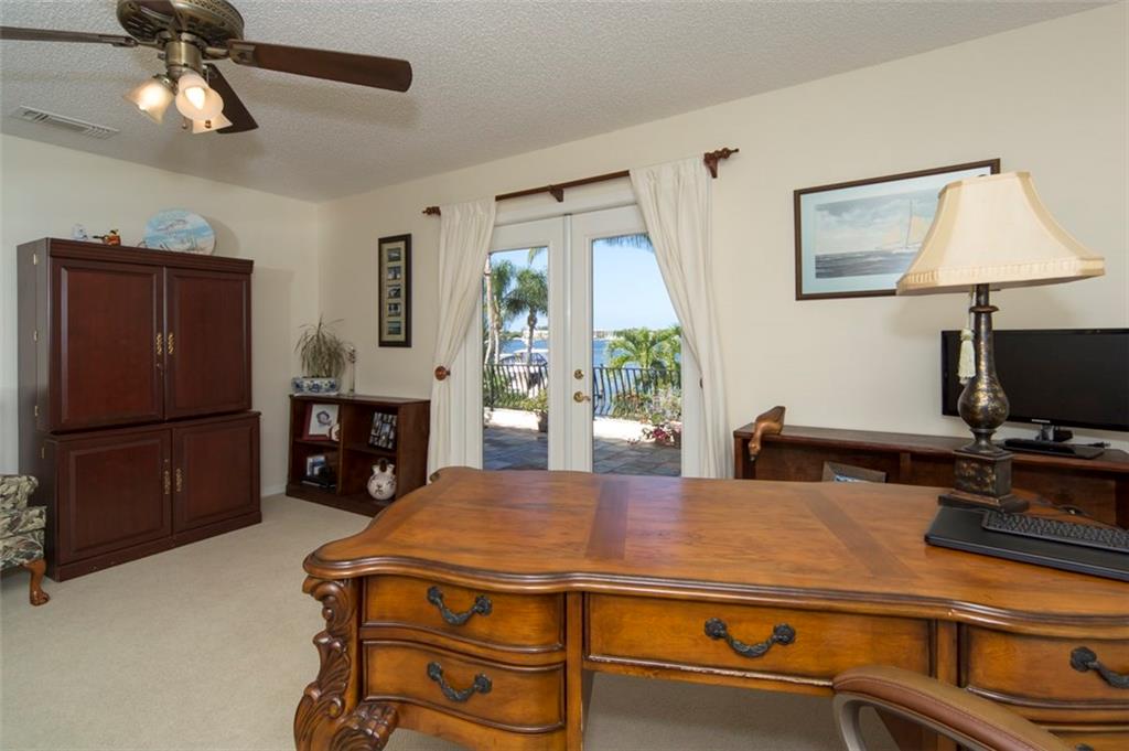 1220 Southwest Dyer Point Road Palm City, FL 34990 - Photo 14 of 32 Gallery Image 14