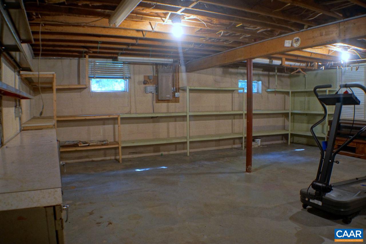 2000 Orange Road Pratts, VA 22731 - Photo 29 of 38 a view of a room with gym equipment