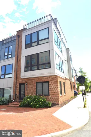 $4,750 | 408 Stabler Lane, Alexandria, VA 22304