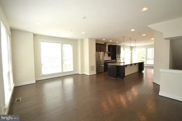 $4,750 | 408 Stabler Lane, Alexandria, VA 22304