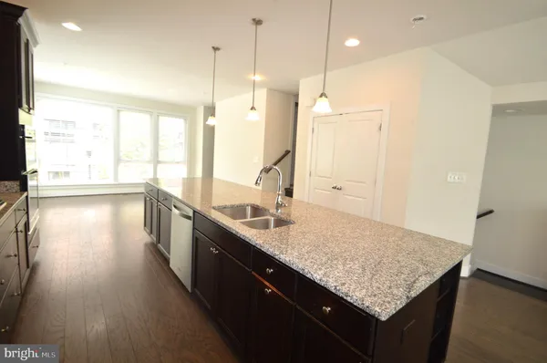 $4,750 | 408 Stabler Lane, Alexandria, VA 22304