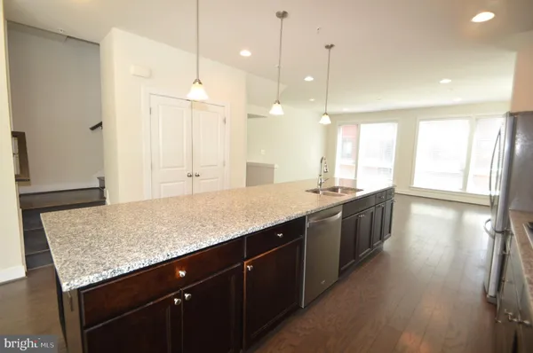 $4,750 | 408 Stabler Lane, Alexandria, VA 22304
