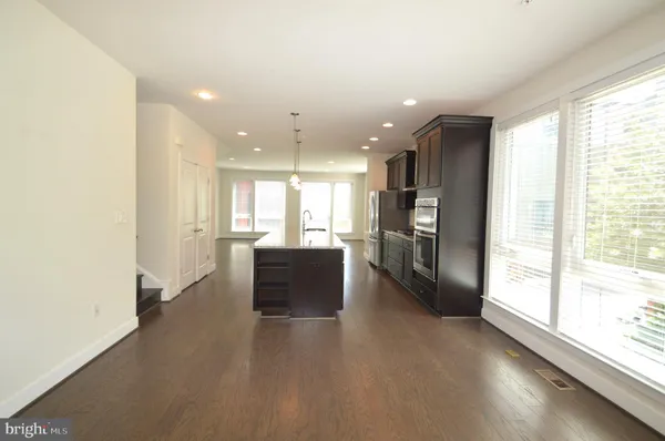 $4,750 | 408 Stabler Lane, Alexandria, VA 22304