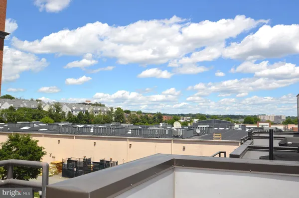 $4,750 | 408 Stabler Lane, Alexandria, VA 22304