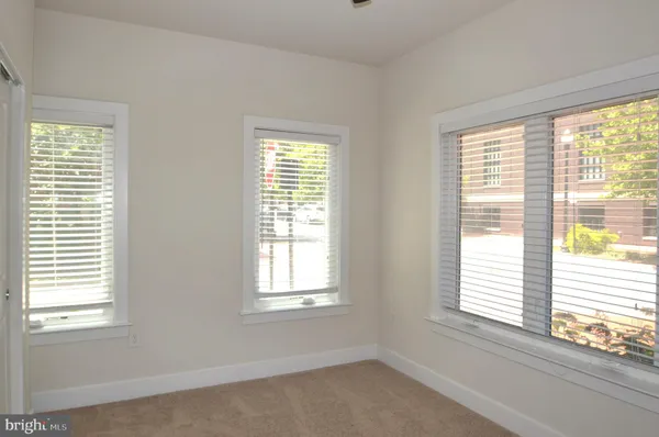 $4,750 | 408 Stabler Lane, Alexandria, VA 22304