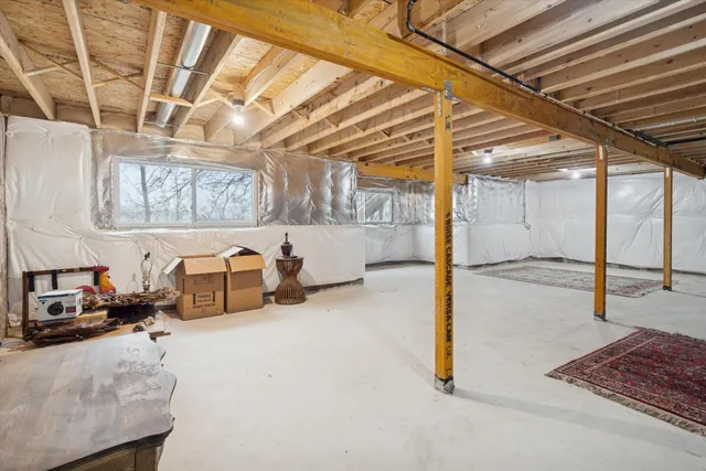 a view of a storage & utility room