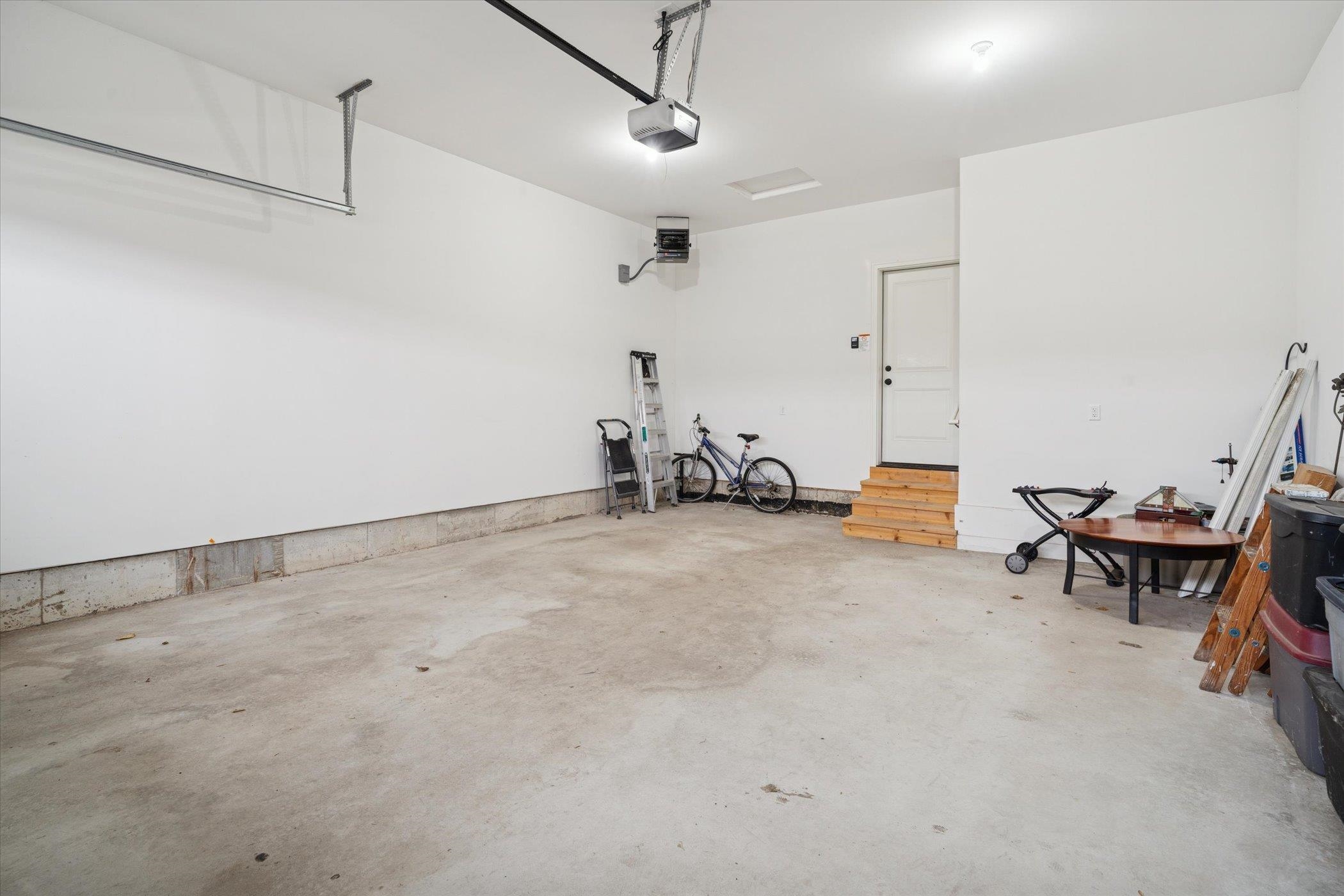 505 Anjali Court Sycamore, IL 60178 - Photo 5 of 47 a view of a room with gym equipment