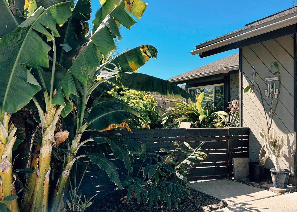 3583 Hatfield Circle Oceanside, CA 92056 - Photo 3 of 32 a front view of a house