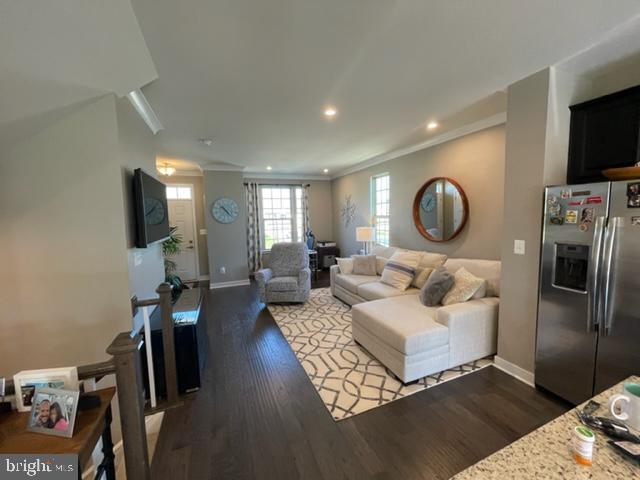 18157 Red Mulberry Road Dumfries, VA 22026 - Photo 7 of 46