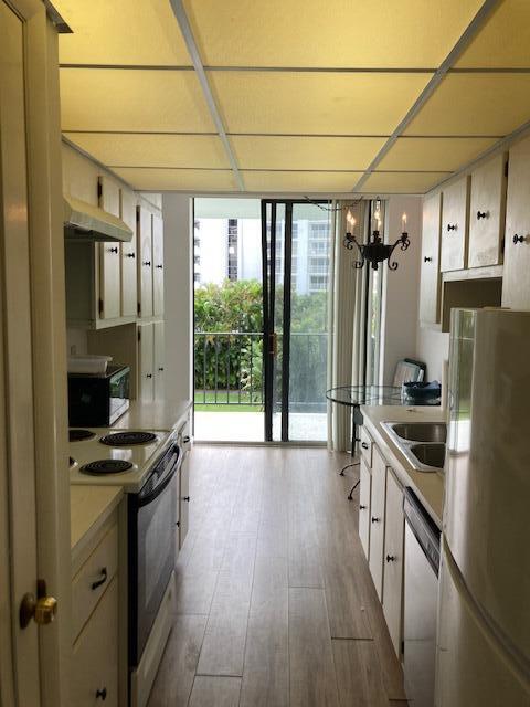 3800 Washington Road, Unit 305 West Palm Beach, FL 33405 - Photo 13 of 14 IMG_2788