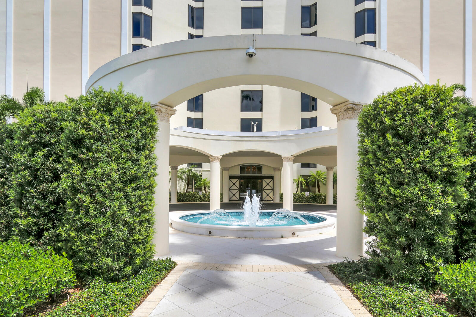 3800 Washington Road, Unit 305 West Palm Beach, FL 33405 - Photo 3 of 14 02_Image_2_of_20_mls