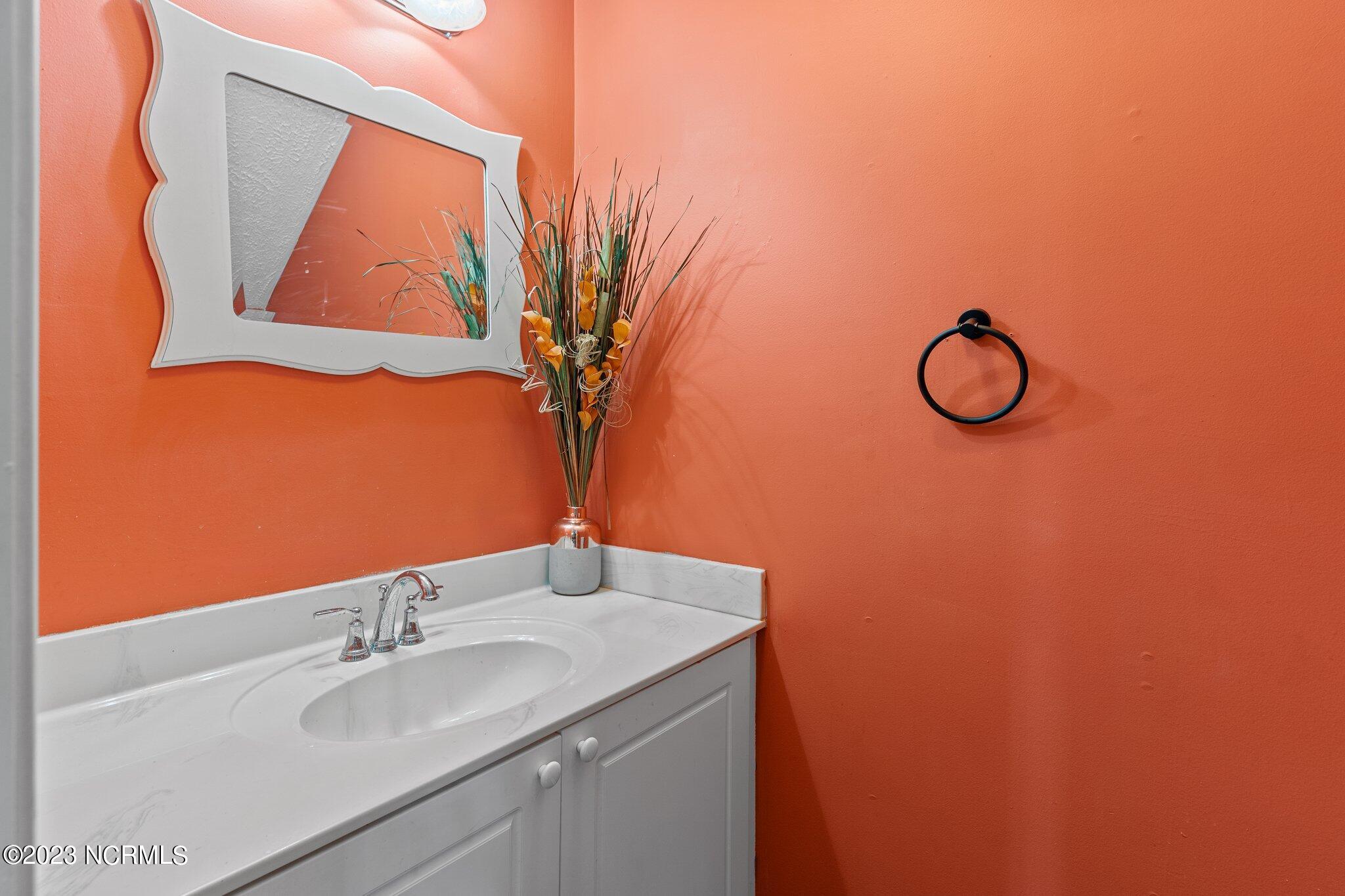 1120 East Boiling Spring Road Southport, NC 28461 - Photo 9 of 40 4-web-or-mls-BTS08826