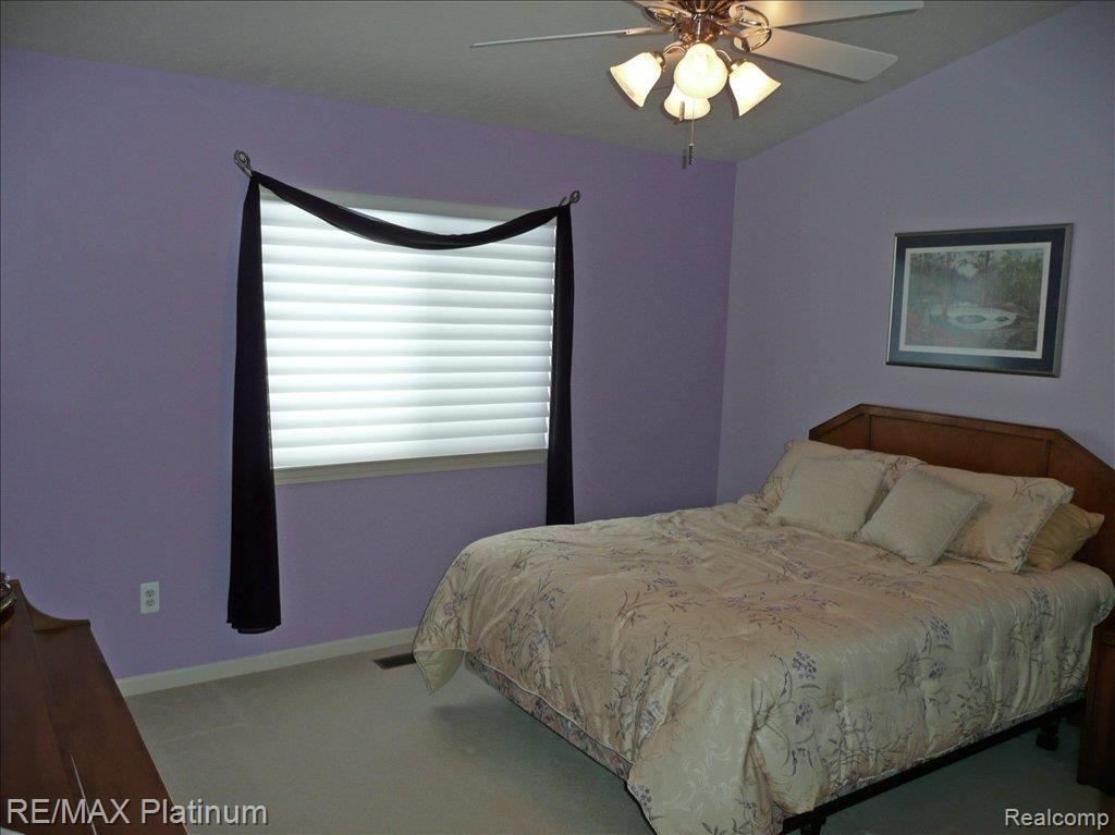 470 Hosta, Unit 74 Howell, MI 48843 - Photo 7 of 9 Master Suite
