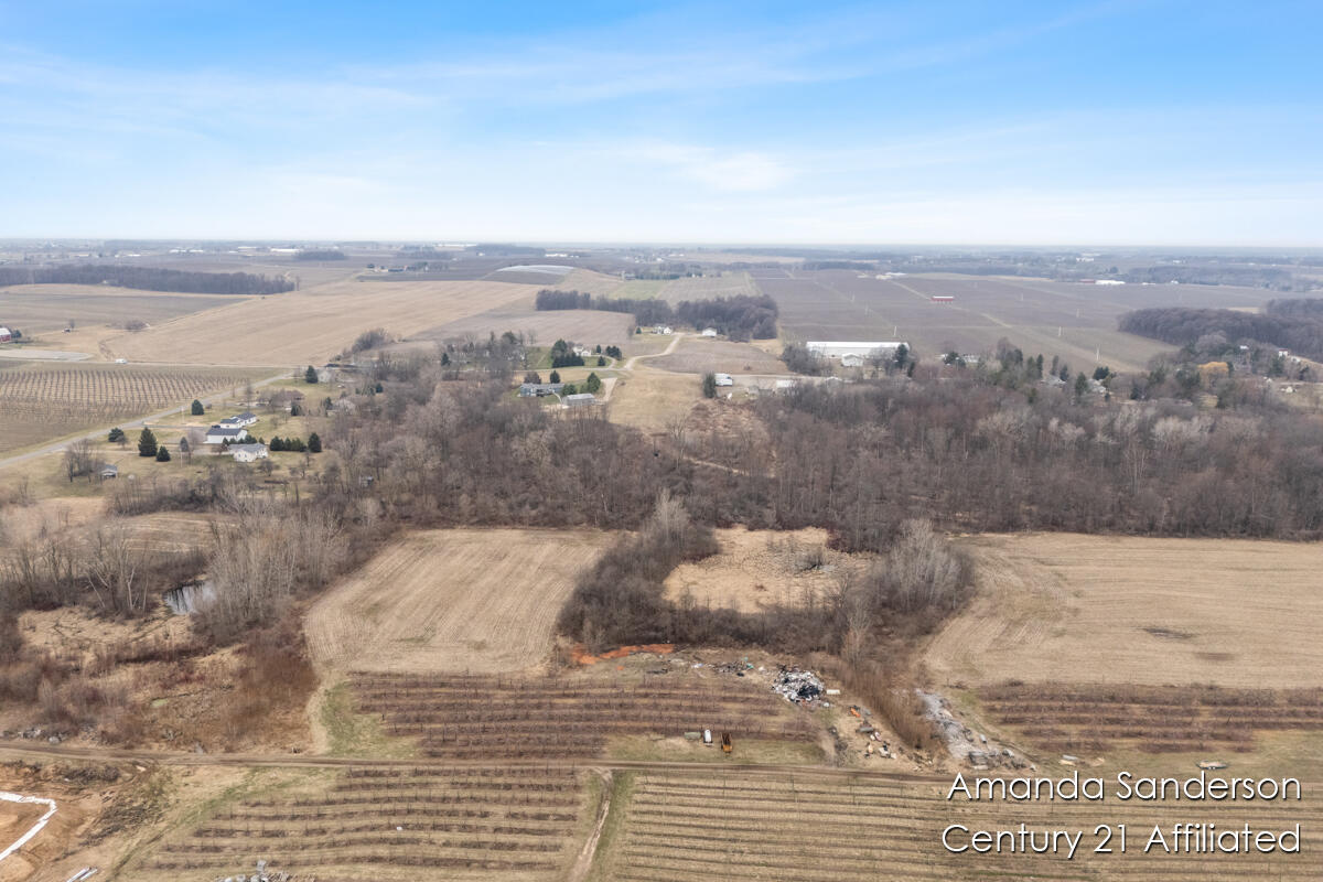 9350 Peach Ridge Avenue Northwest Sparta, MI 49345 - Photo 8 of 12 IMG_1004