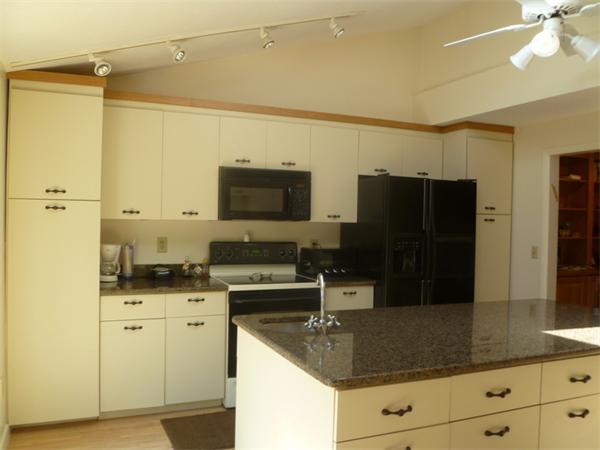 10 Larason Farm Road, Unit 10 Sharon, MA 02067 - Photo 3 of 25 Gallery Image 3
